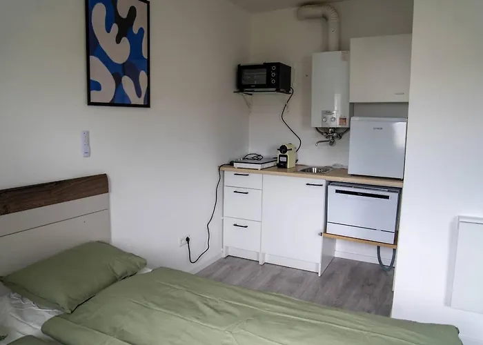 Cozy Close To Metro And 10 Minutes To Center Viena